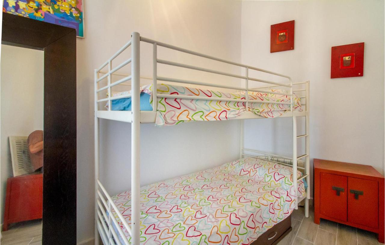 Lovely In Guilas With Kitchen Holiday home *